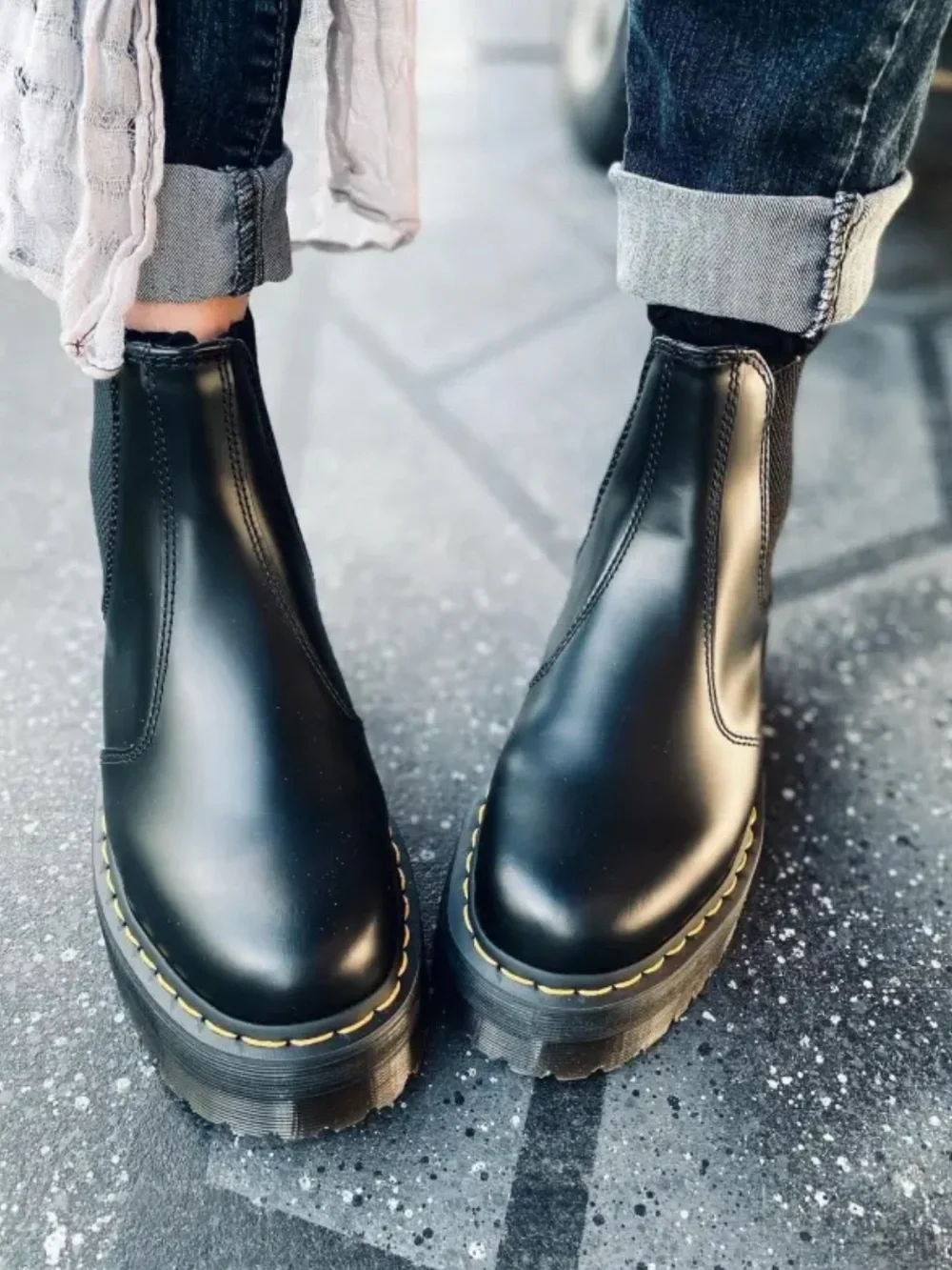Dr Martens 2976 Quad Smooth Leather Black Platform Chelsea Boot Size USL 8/USM 7